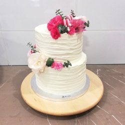 Svatební dort s eukalyptem